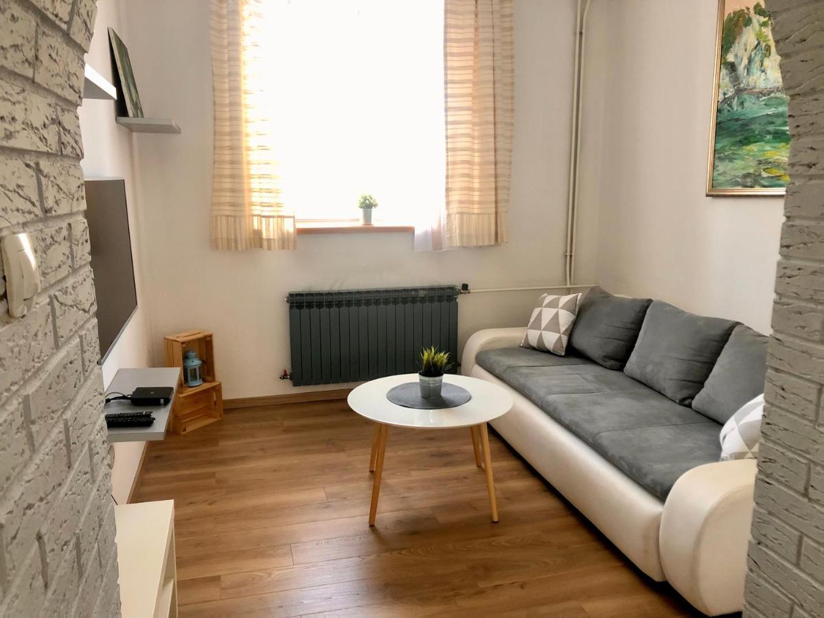 Crystal Lakes Apartment Plitvicka Jezera Bagian luar foto